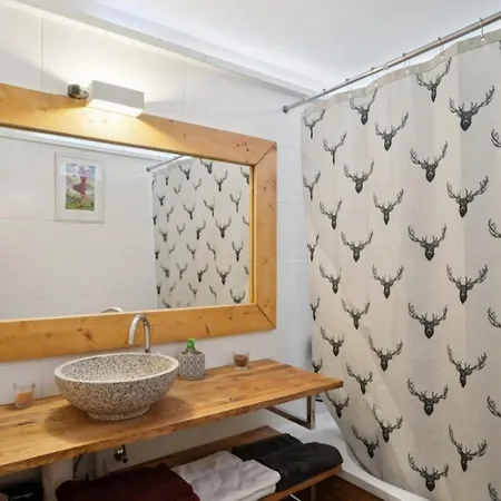 Flat In Sur Ollon, Gamat, For 4 With Two Double Beds