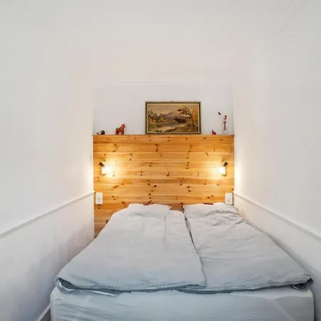 Flat In Sur Ollon, Gamat, For 4 With Two Double Beds Apartment *