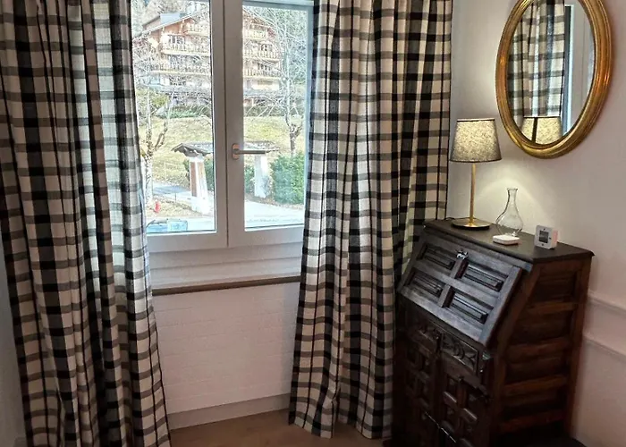 Flat In Sur Ollon, Gamat, For 4 With Two Double Beds *