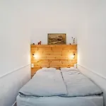 Flat In Sur Ollon, Gamat, For 4 With Two Double Beds Appartement *